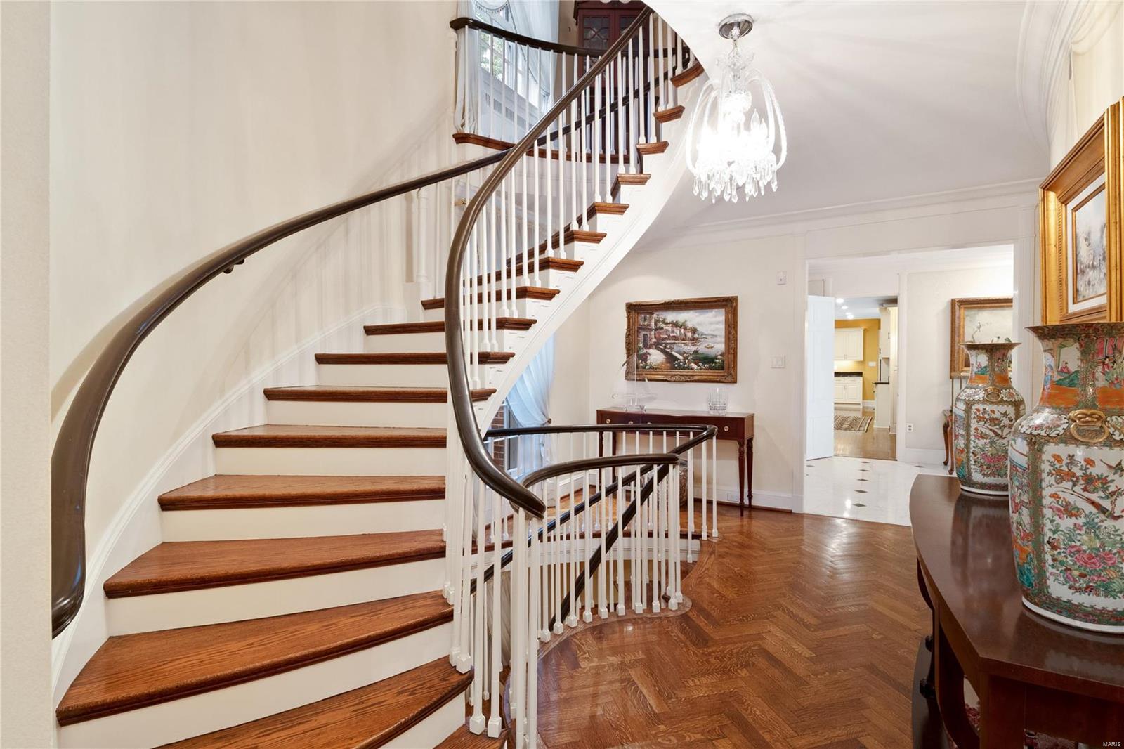 Nussbaum - Residential