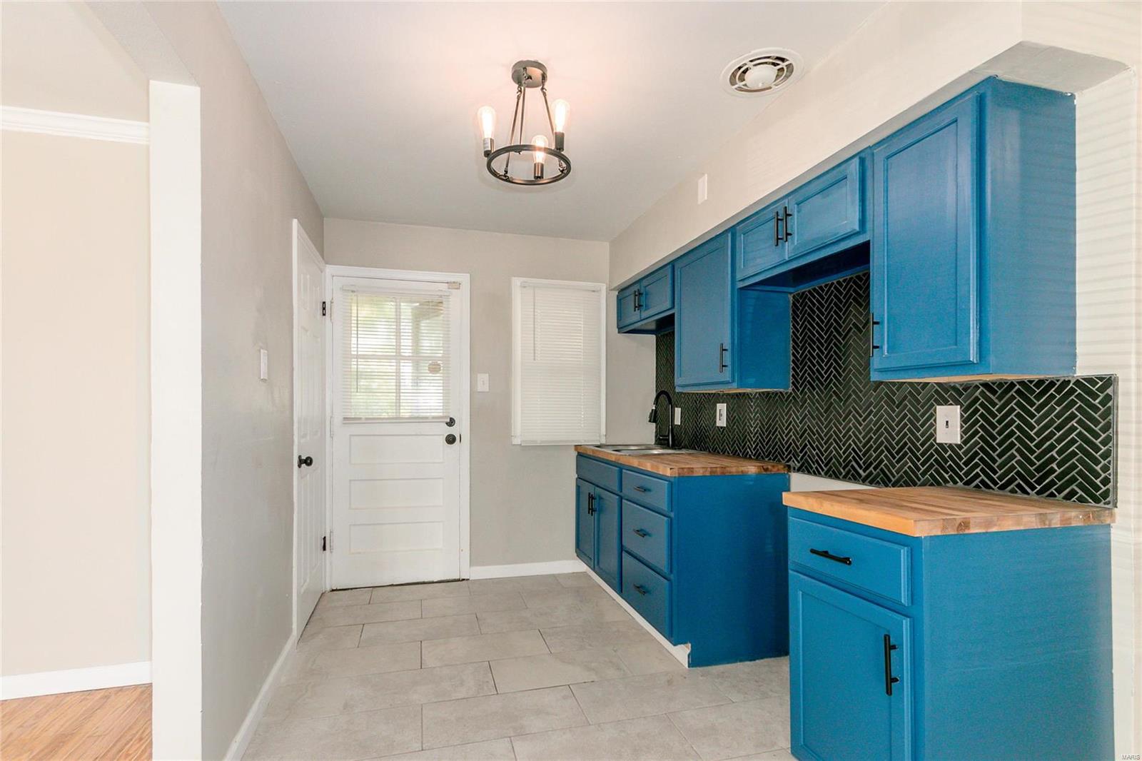 Bissell Hills 11 - Residential