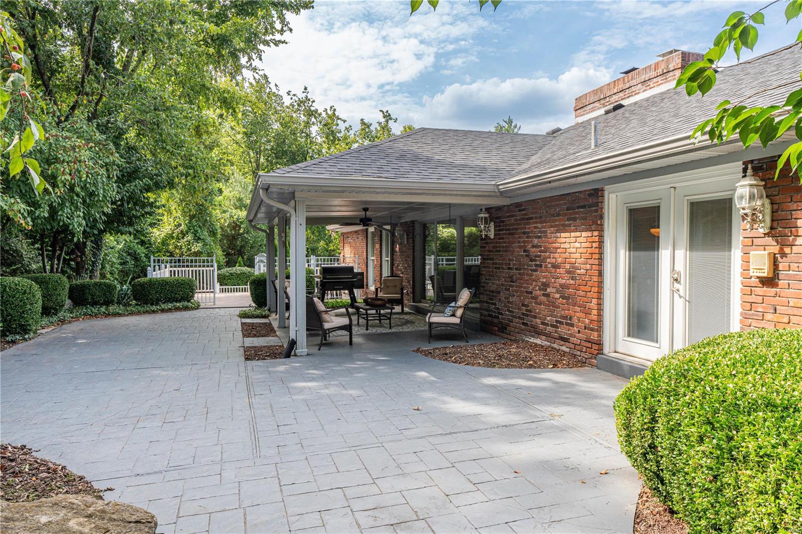 Mentz Hills Acres - Residential