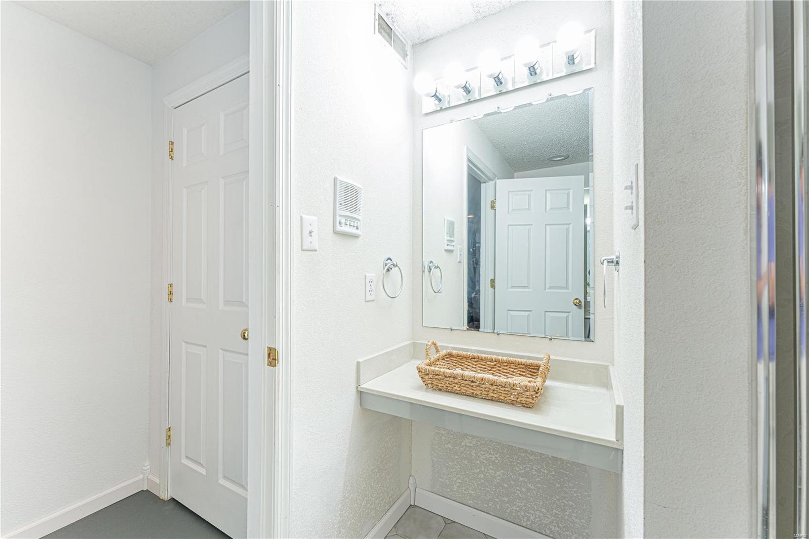 Mentz Hills Acres - Residential