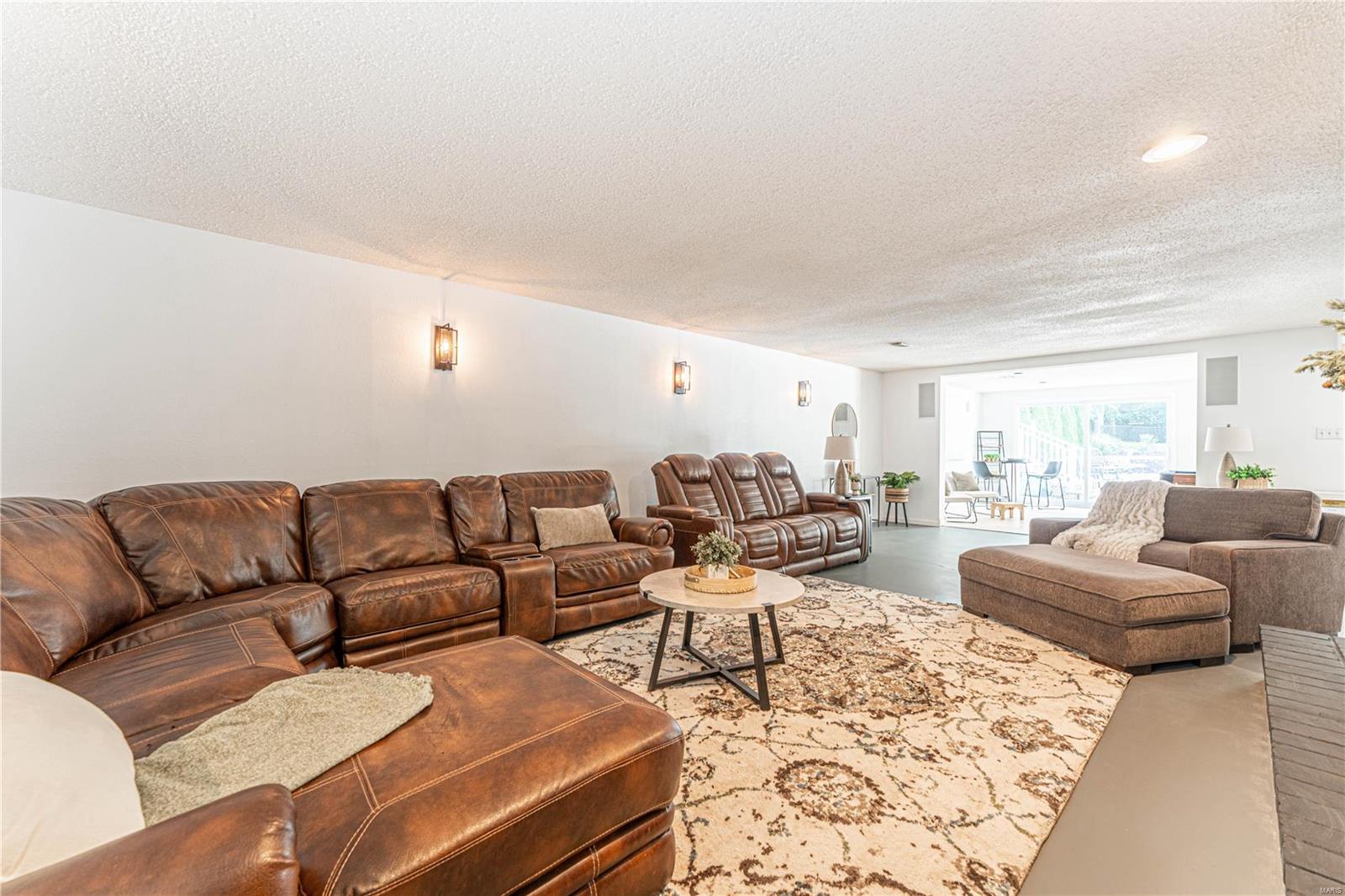 Mentz Hills Acres - Residential