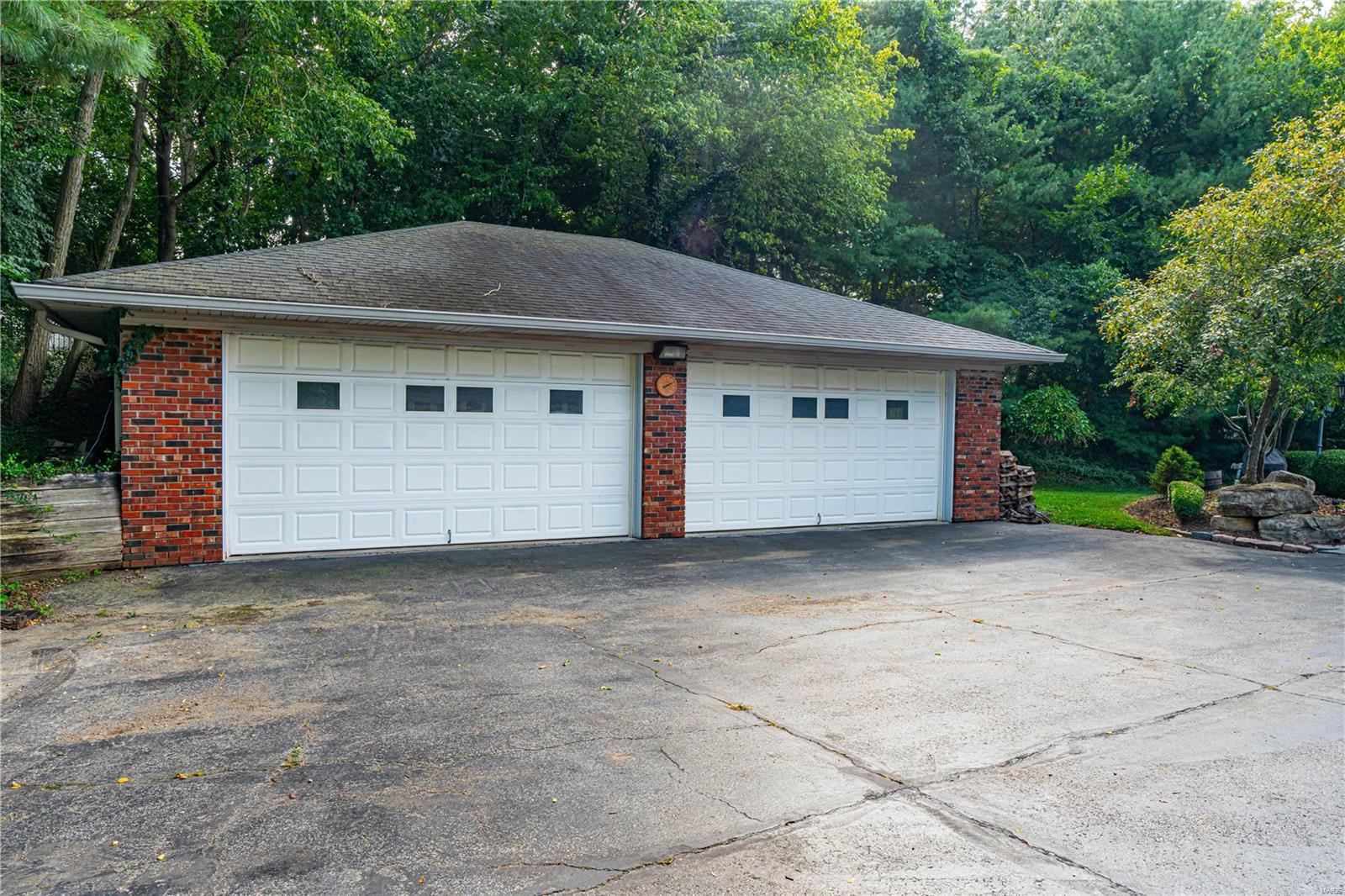 Mentz Hills Acres - Residential