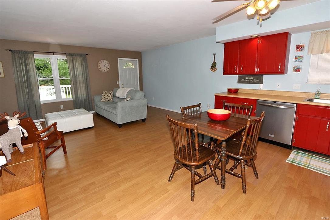 Laura Hills - Residential