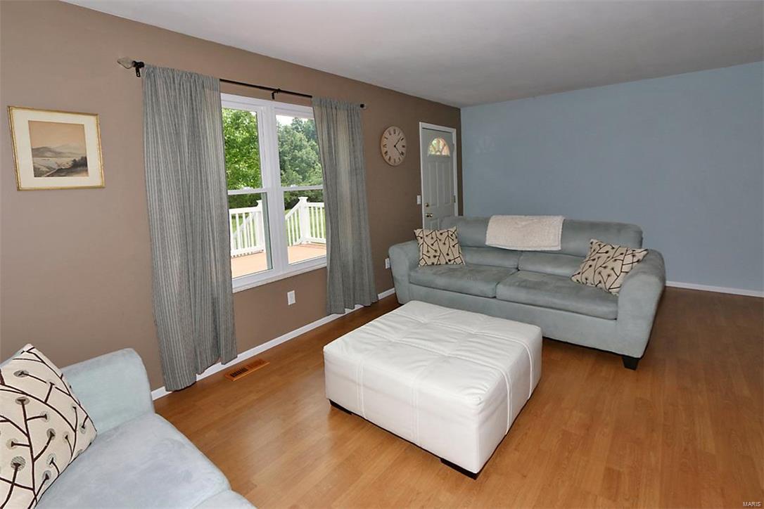 Laura Hills - Residential