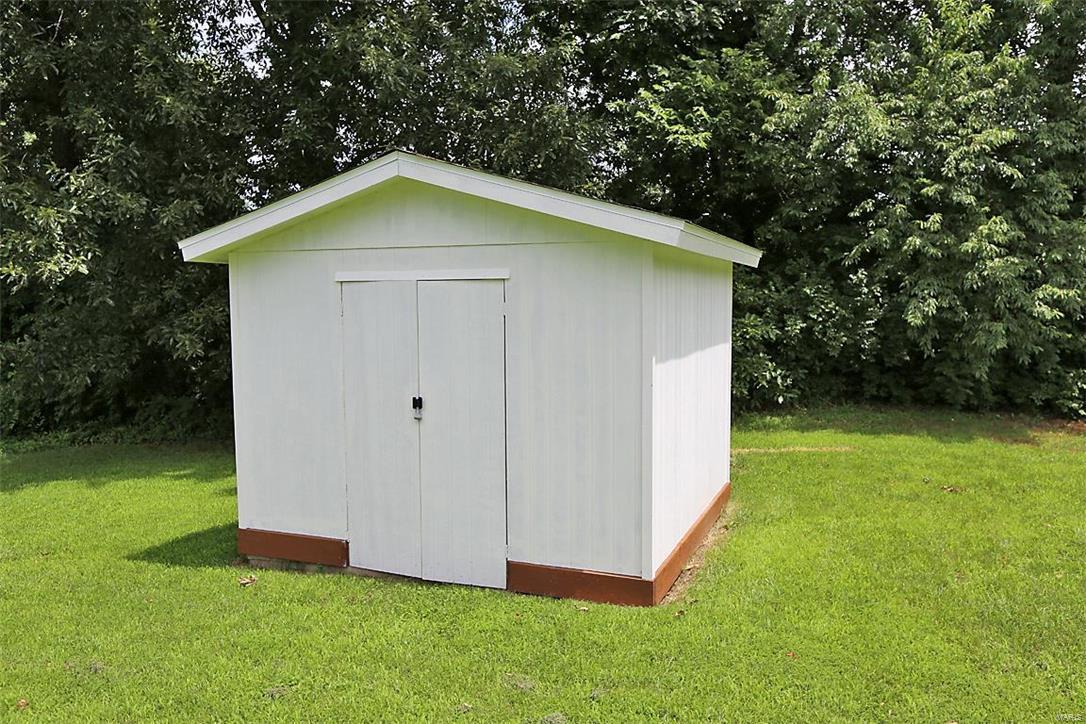 Laura Hills - Residential