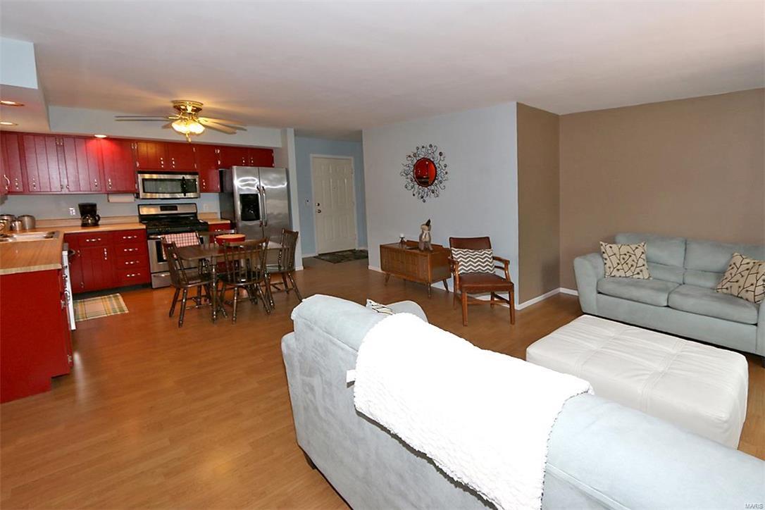 Laura Hills - Residential