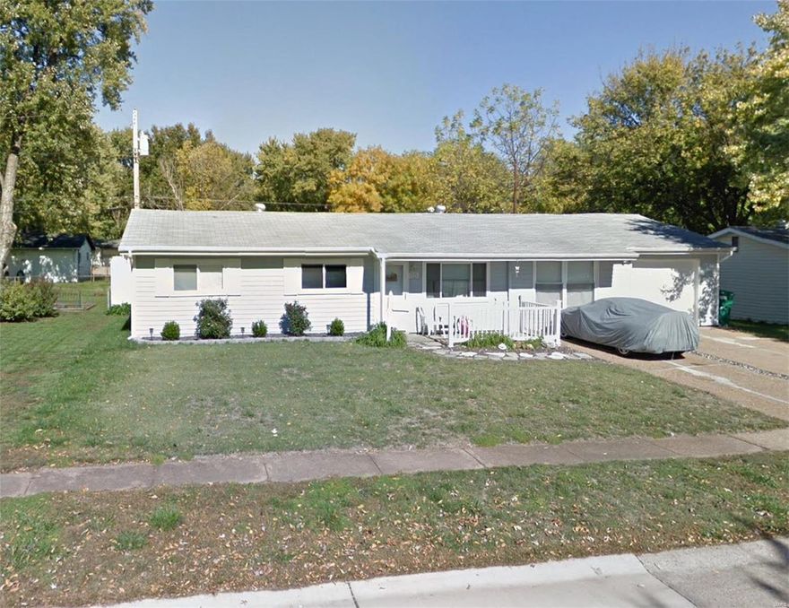 This home is part of a 10 unit SFR portfolio; 8 homes are in StL, MO area, 2 homes in Kansas City, MO area. One 2-bed, Six 3-bed, & Three 4-bed houses. See brochure supplement for additional details. Financials available with signed CA.