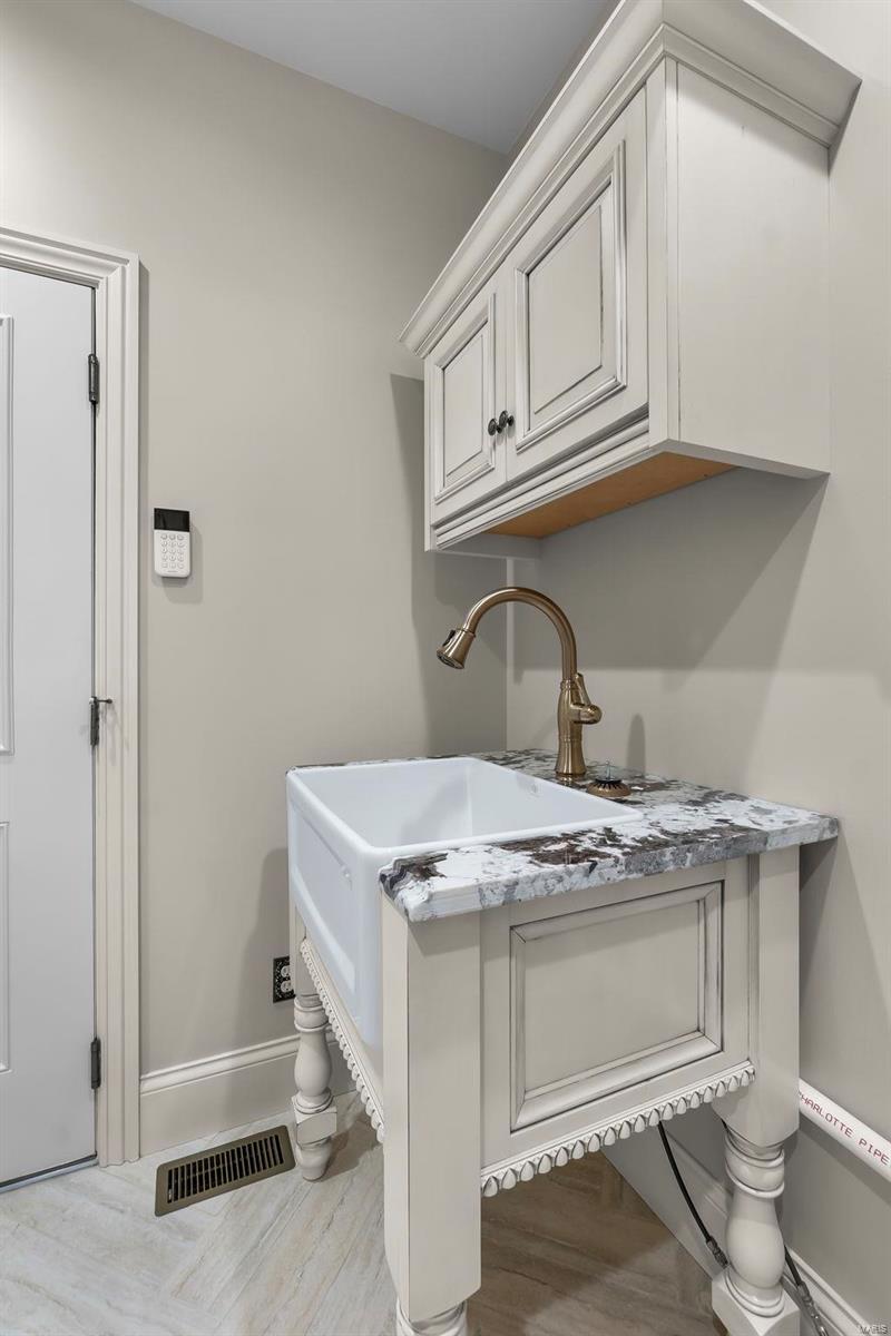 Baldwin Place - Residential Income