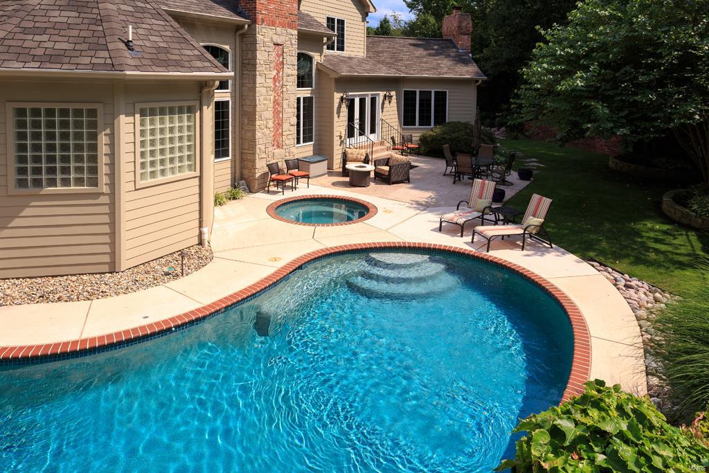 Shepard Oaks - Residential