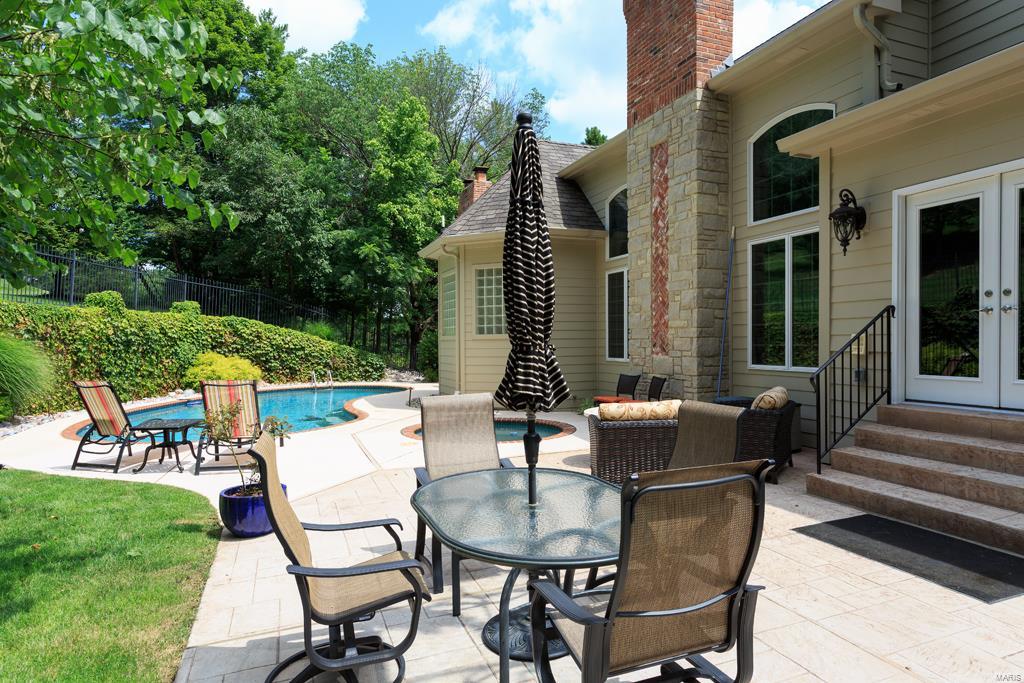 Shepard Oaks - Residential