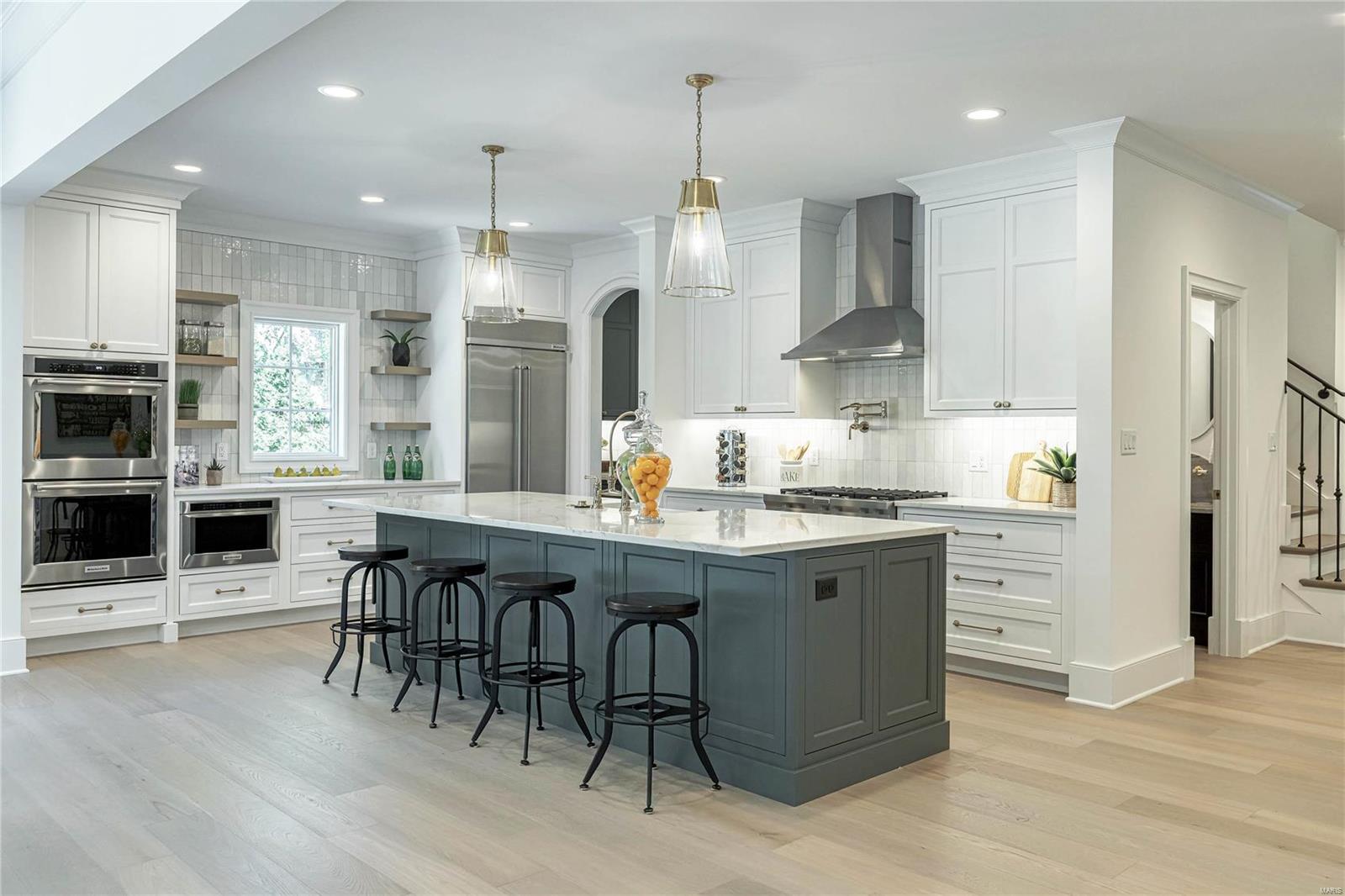 Oak Estates - Residential