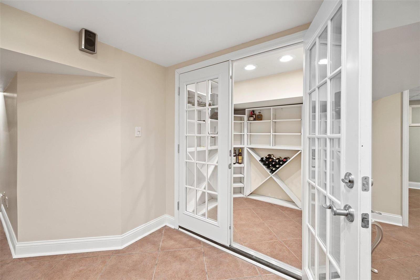 La Hacienda - Residential