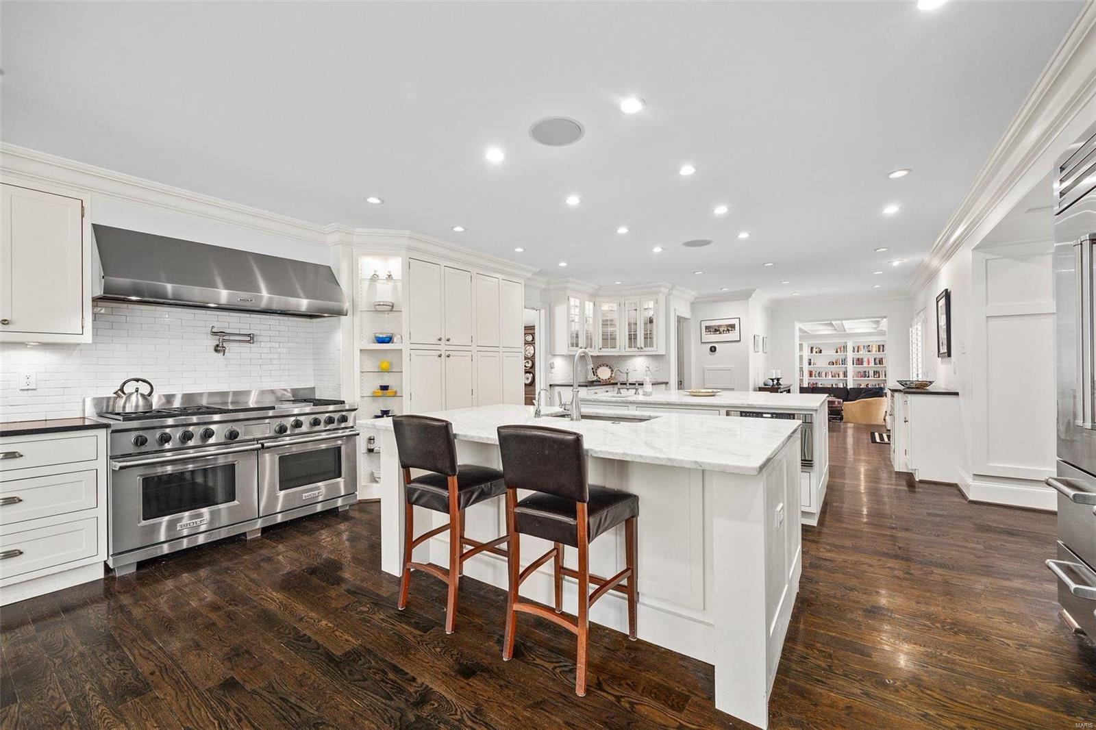 La Hacienda - Residential