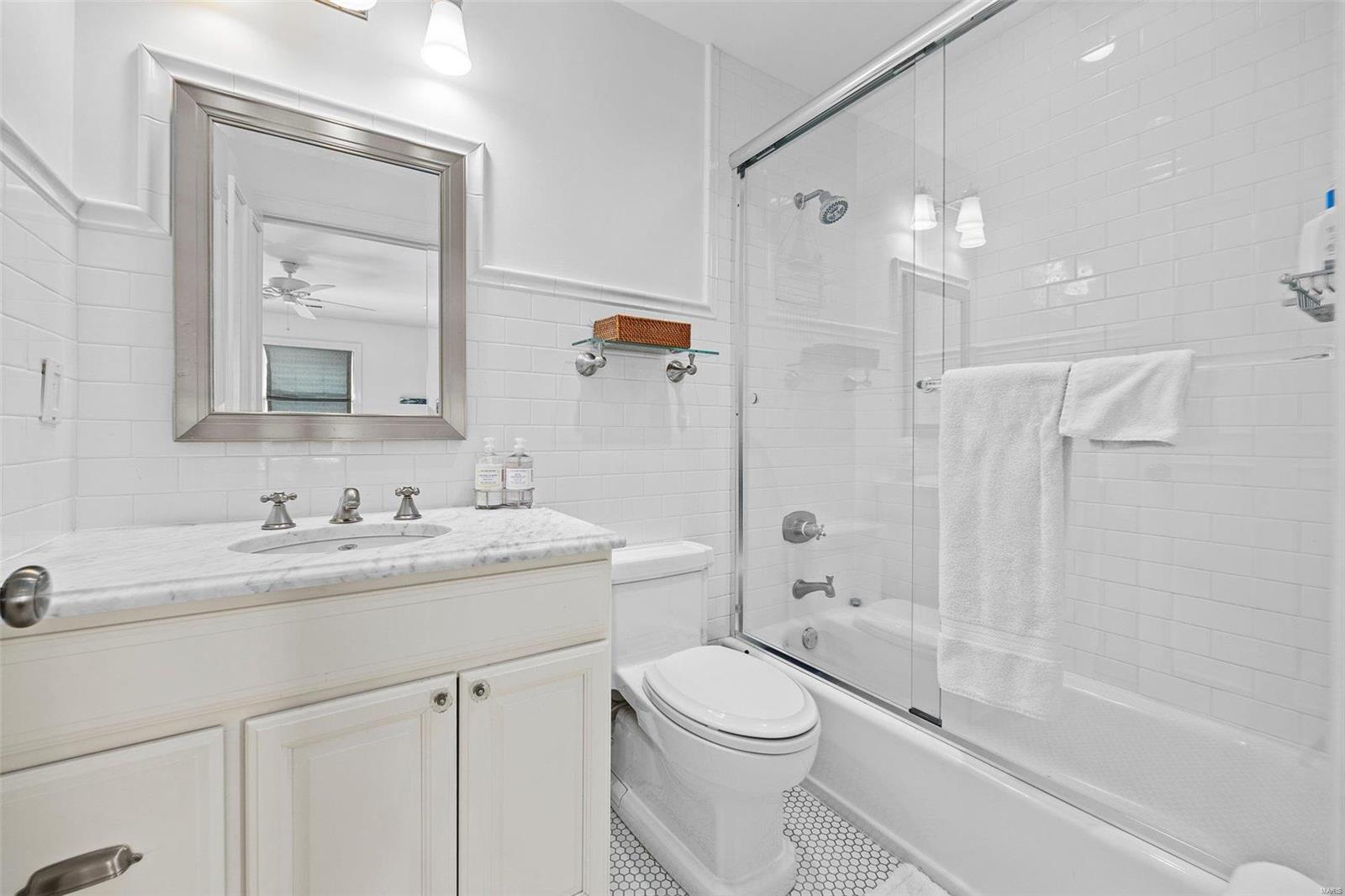 La Hacienda - Residential