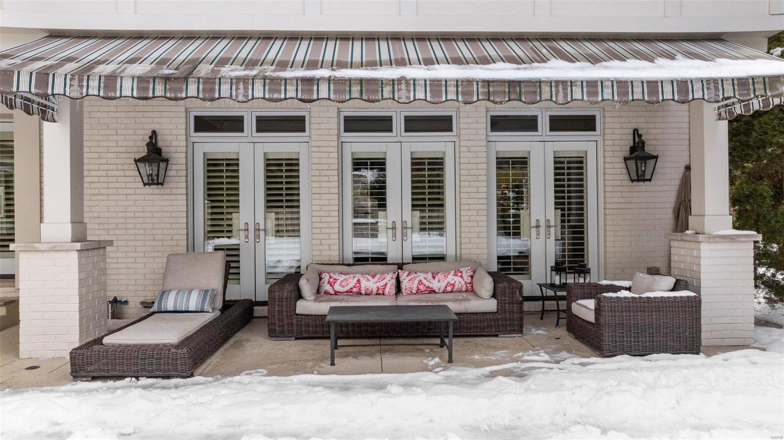 La Hacienda - Residential