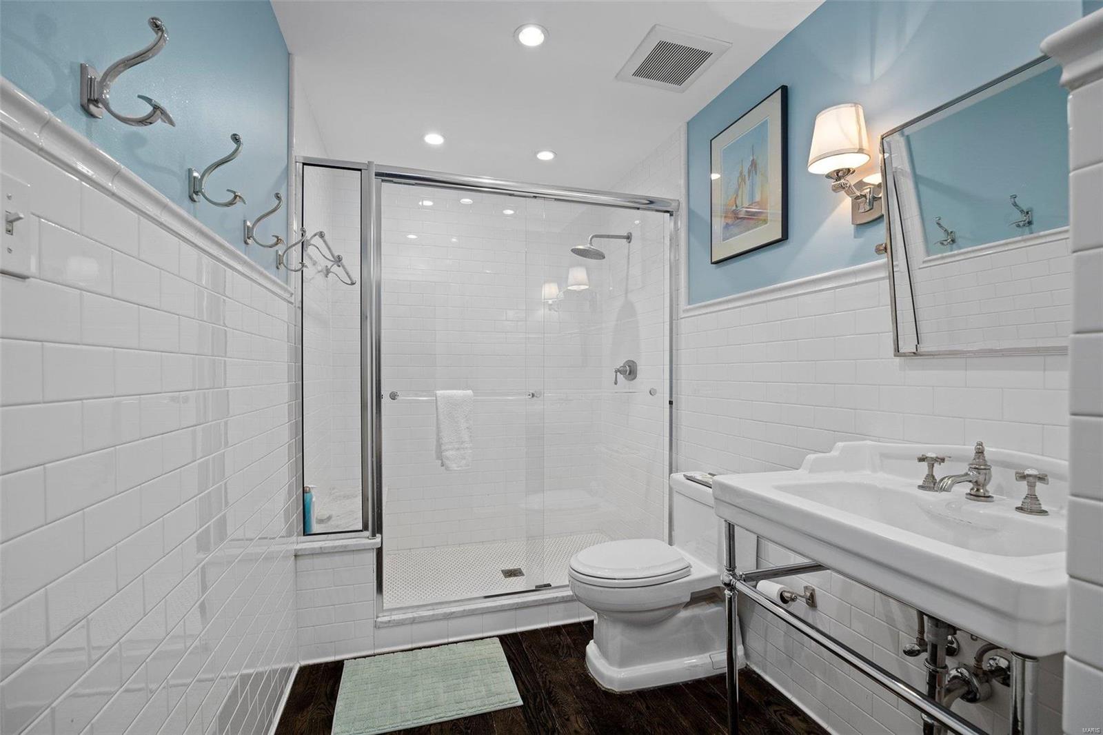 La Hacienda - Residential