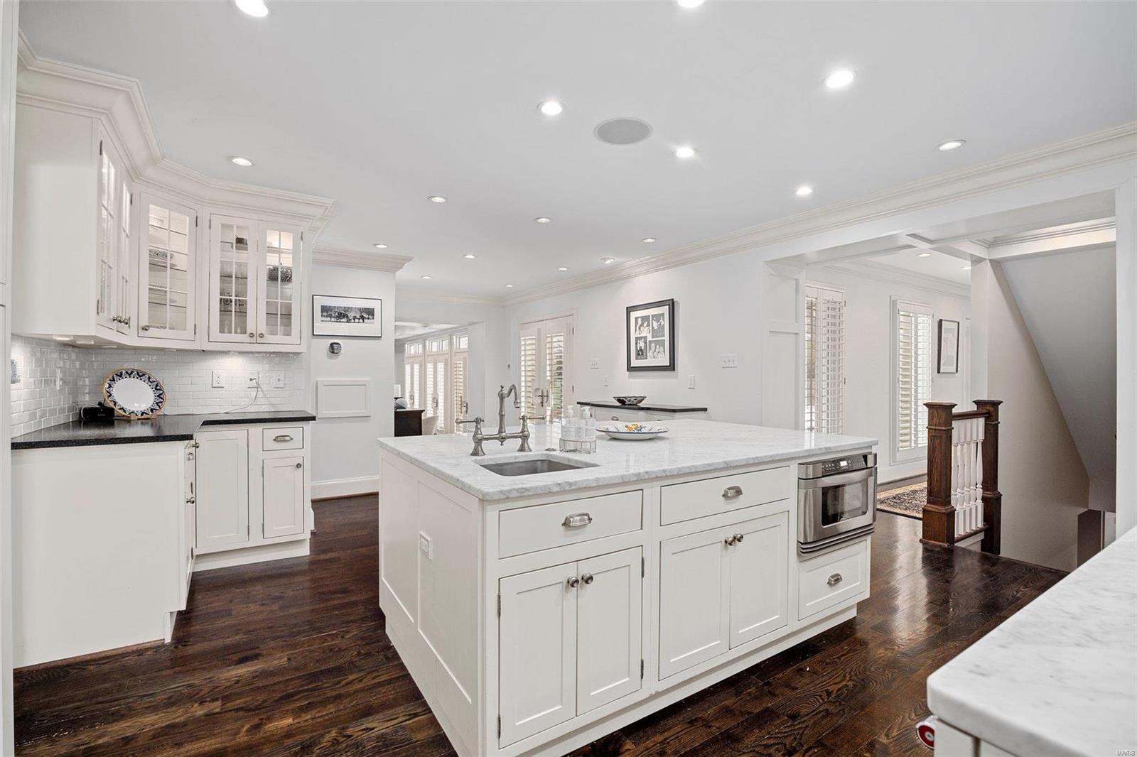 La Hacienda - Residential