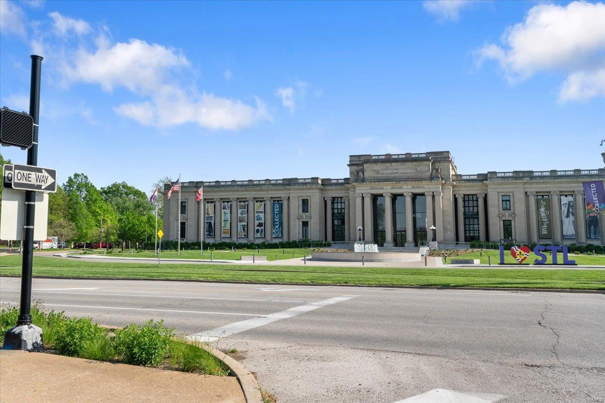 St Louis, Missouri 63112, United States, 2 Bedrooms Bedrooms, ,1 BathroomBathrooms,Residential,Coming Soon,118123