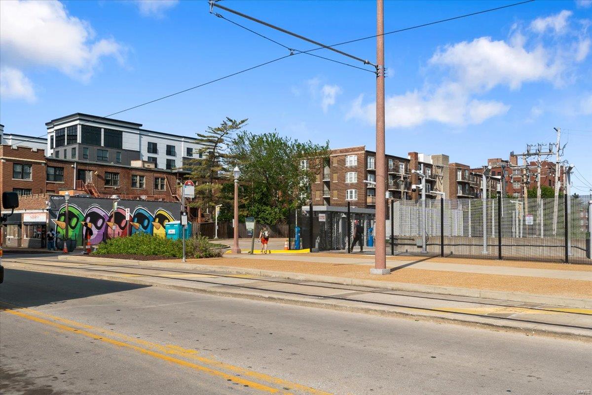 St Louis, Missouri 63112, United States, 2 Bedrooms Bedrooms, ,1 BathroomBathrooms,Residential,Coming Soon,118123