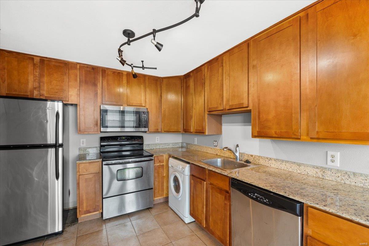 St Louis, Missouri 63112, United States, 2 Bedrooms Bedrooms, ,1 BathroomBathrooms,Residential,Coming Soon,118123
