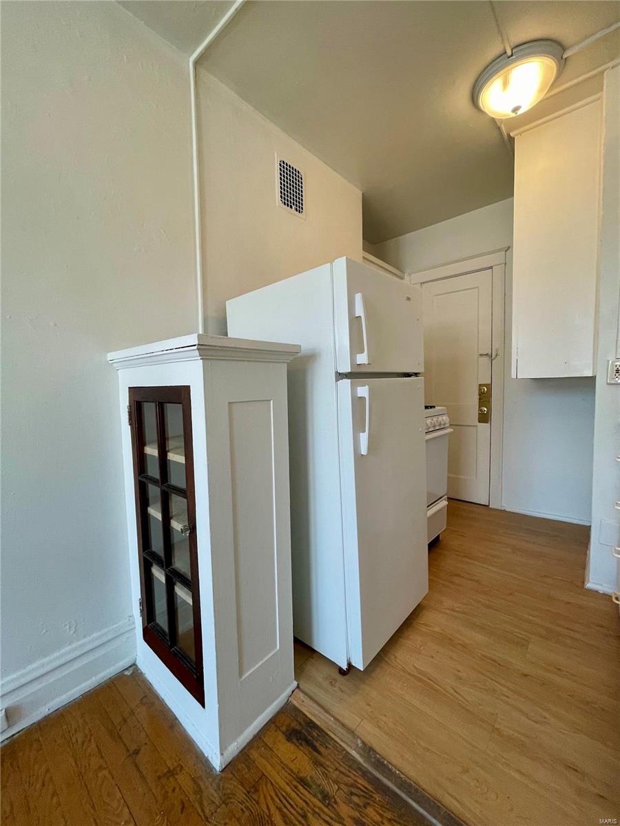 West Forsyth Place - Residential Income