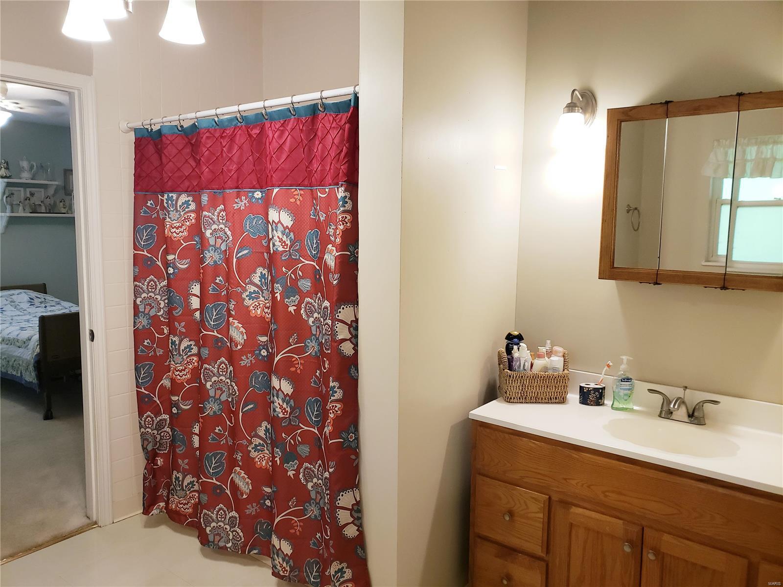 Madison Oaks - Residential