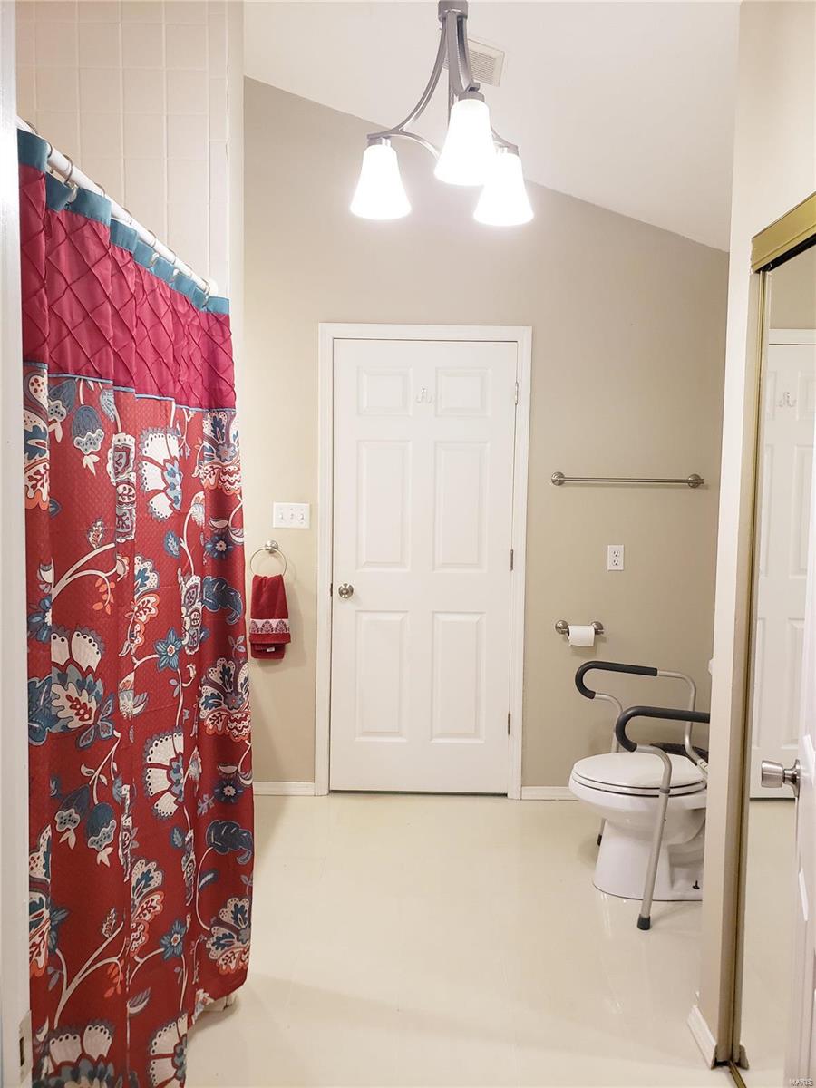 Madison Oaks - Residential