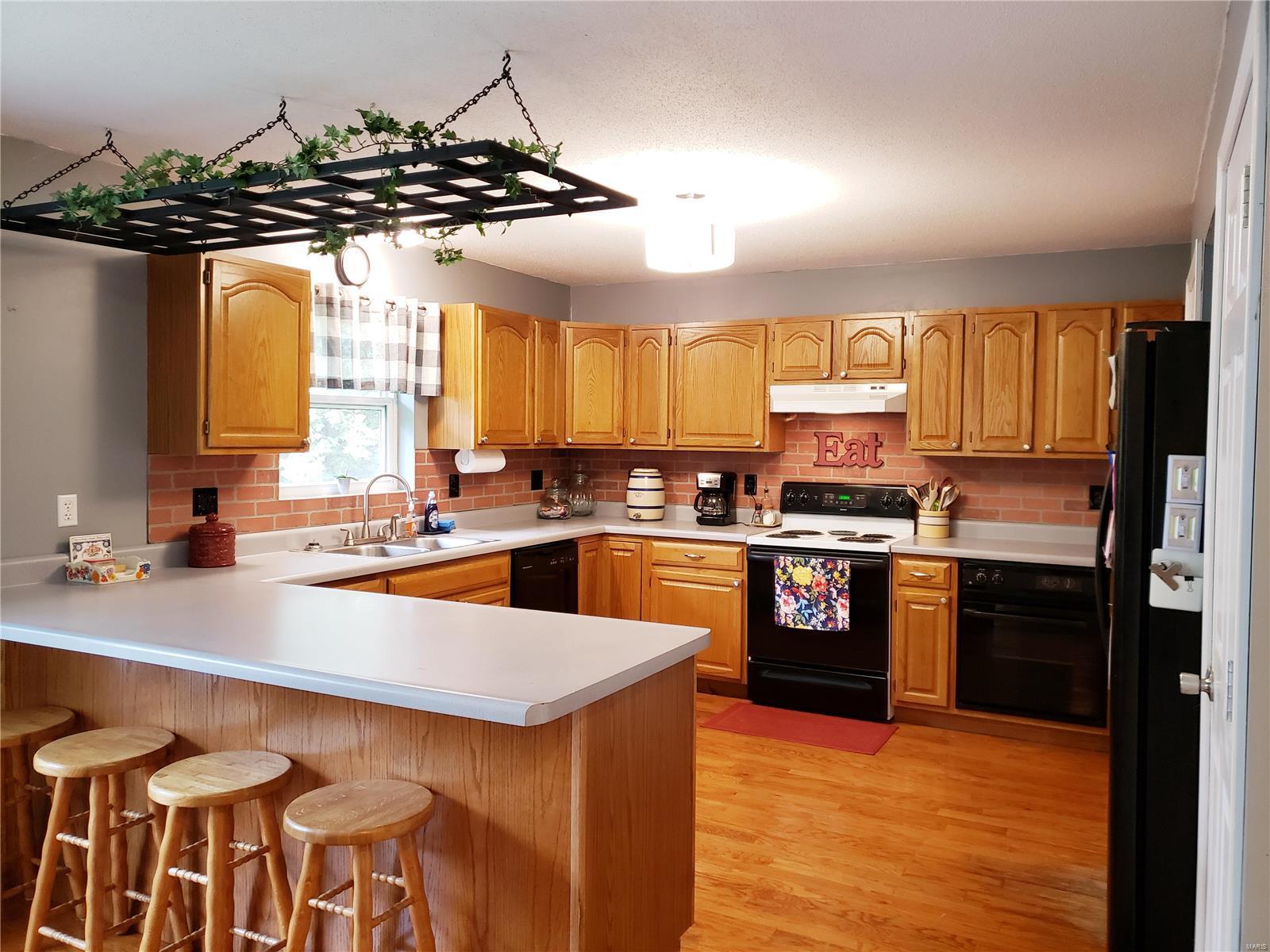 Madison Oaks - Residential