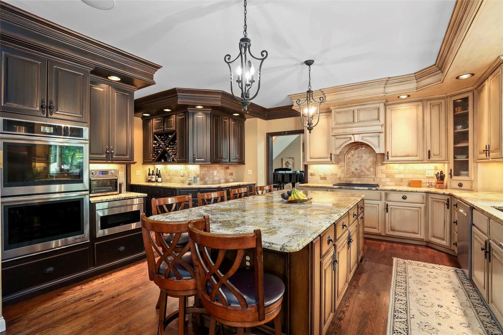 Kingspointe 2B - Residential