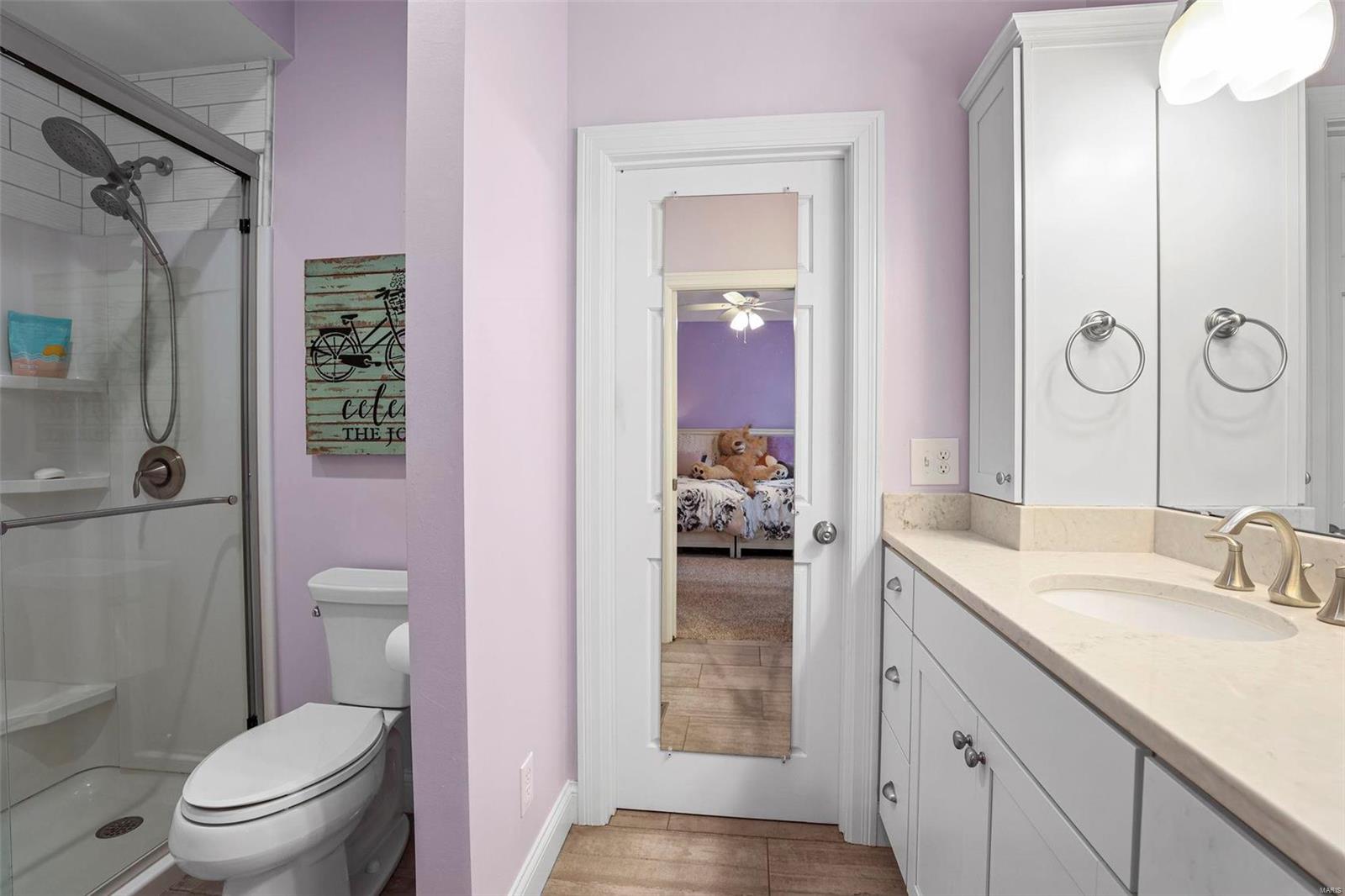 Kingspointe 2B - Residential