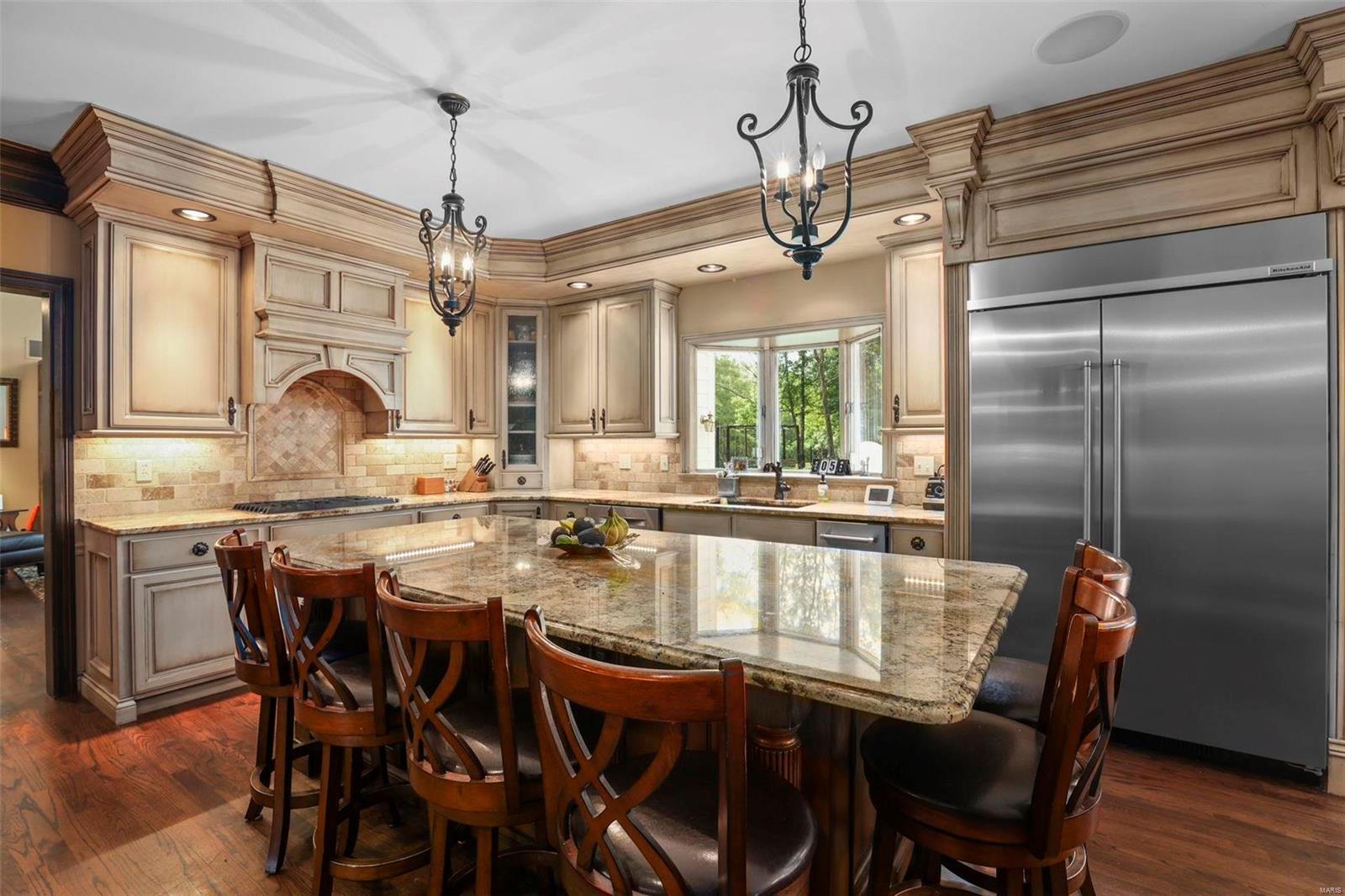 Kingspointe 2B - Residential