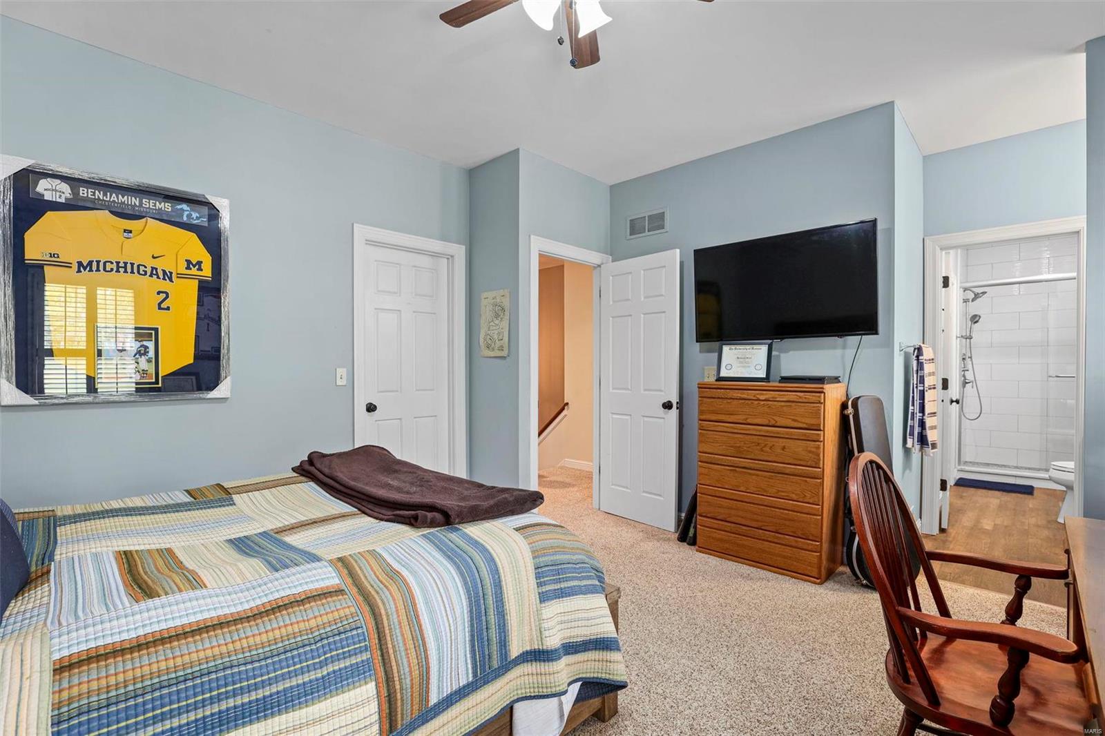 Kingspointe 2B - Residential