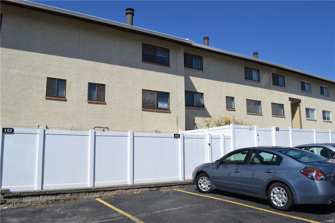 Kiefer Creek Condo - Residential Lease