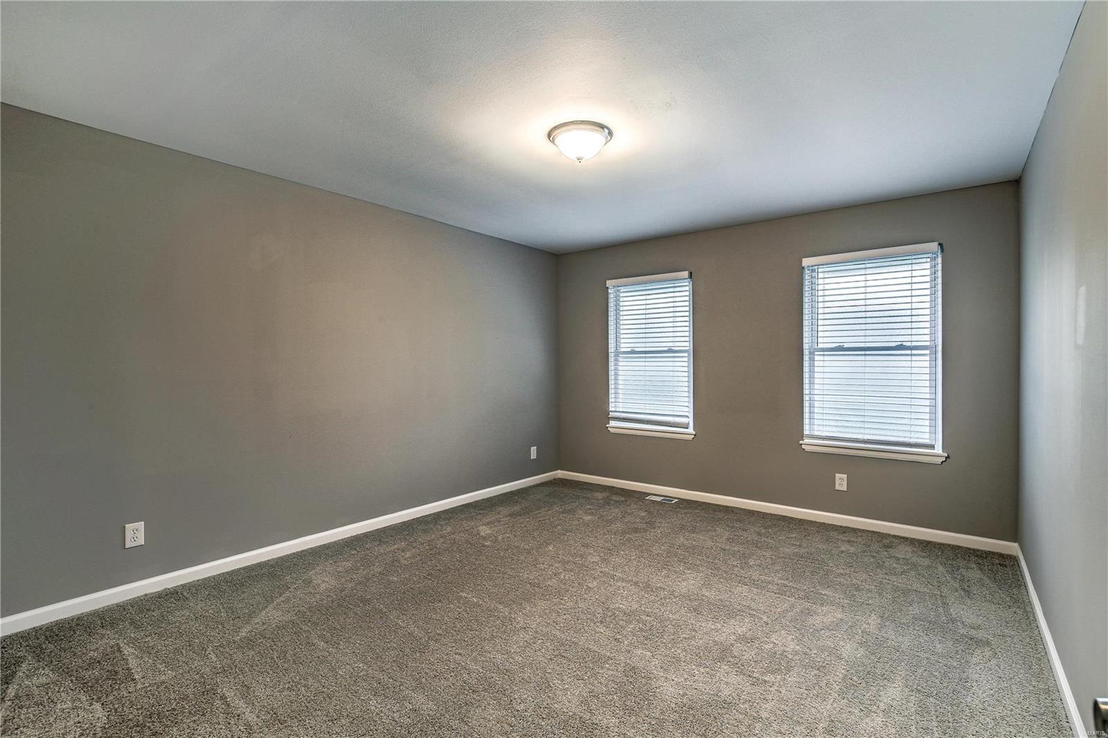 Country Lake Estate - Residential