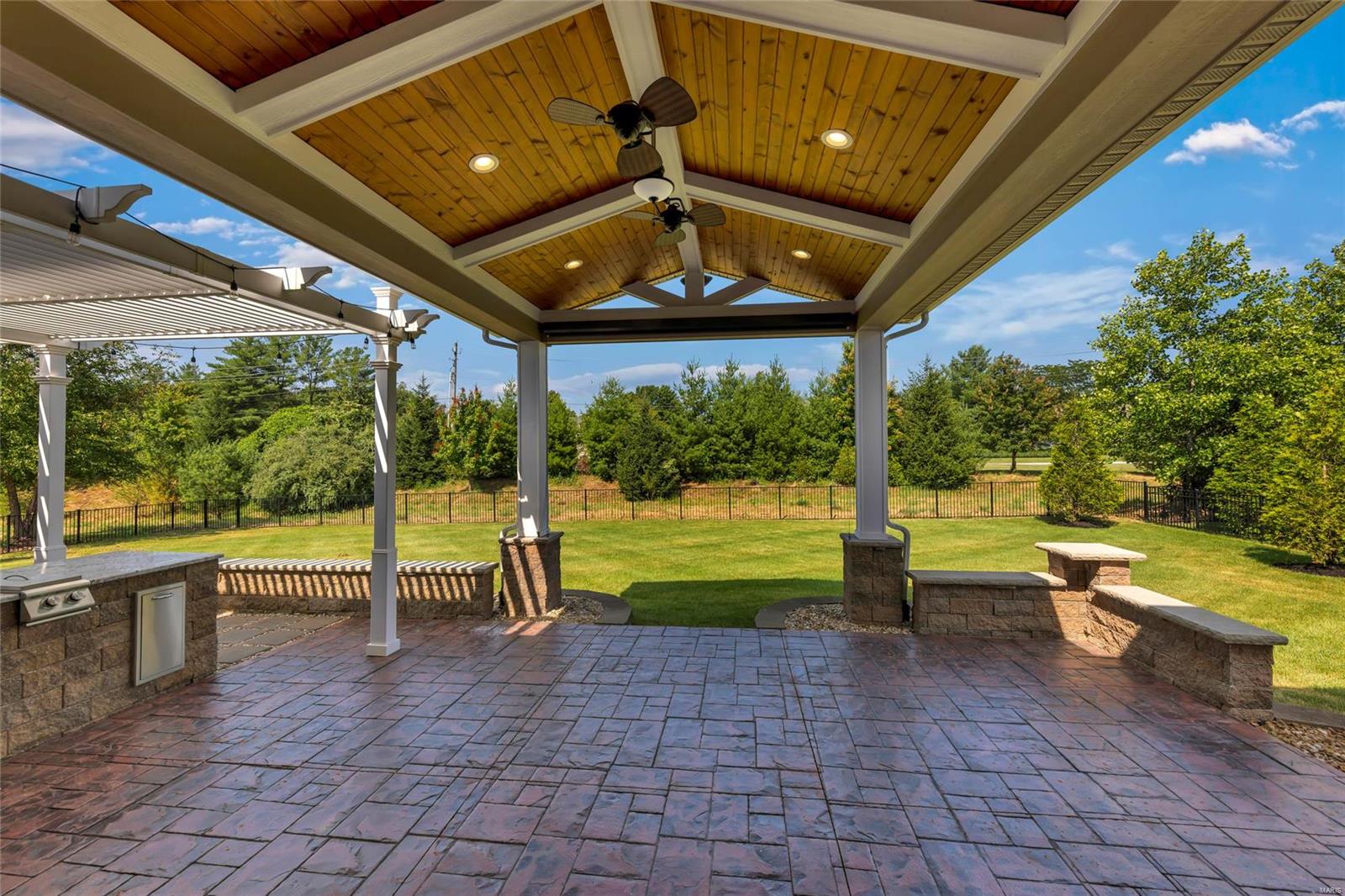 Arbors At Wildhorse Creek The - Residential