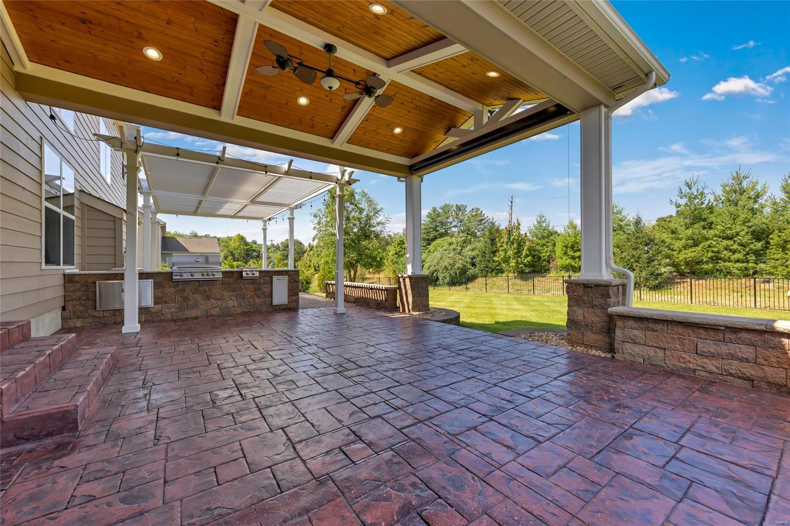 Arbors At Wildhorse Creek The - Residential