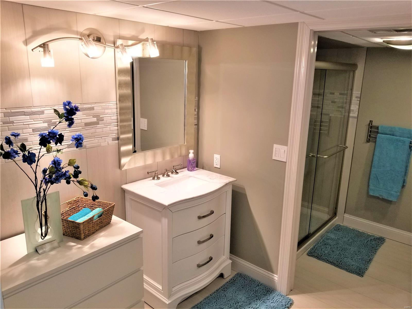 Meadowbrook Country Club Estates - Residential