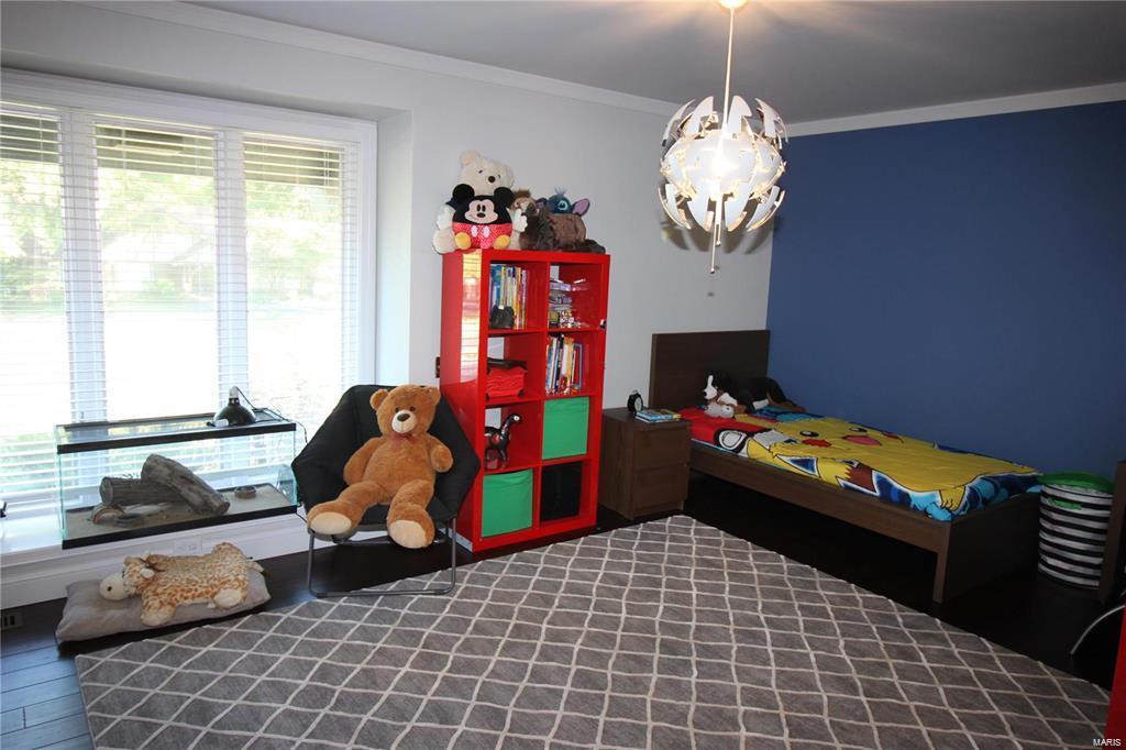 Meadowbrook Country Club Estates - Residential