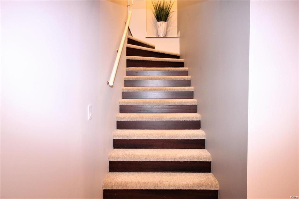 Meadowbrook Country Club Estates - Residential