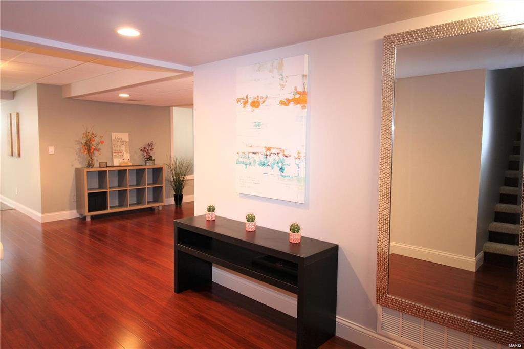 Meadowbrook Country Club Estates - Residential