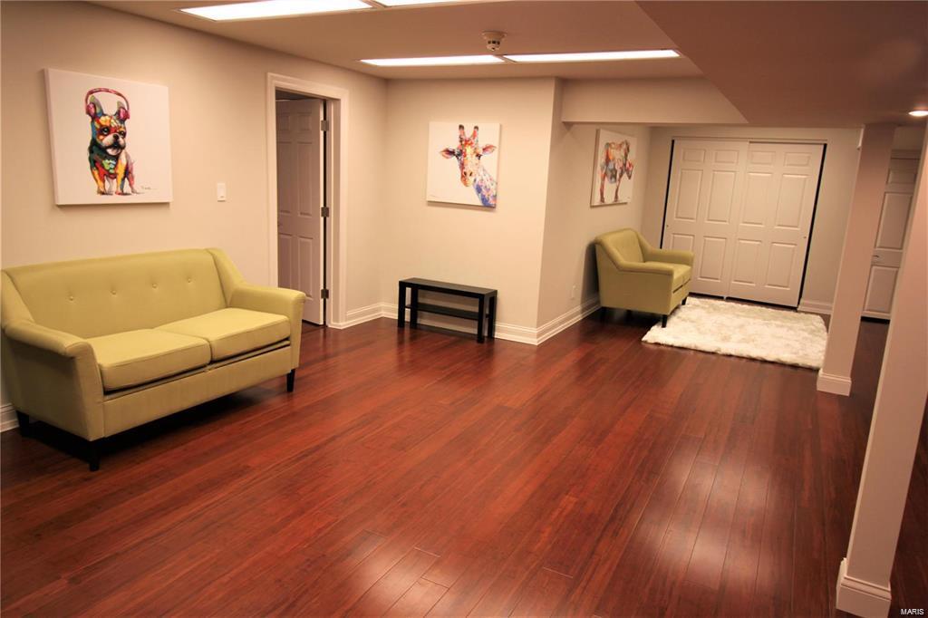 Meadowbrook Country Club Estates - Residential