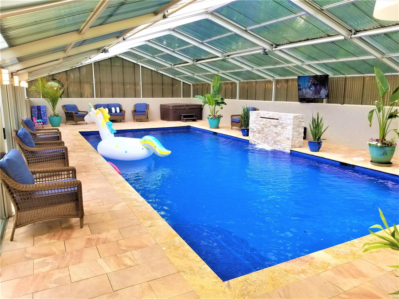 Meadowbrook Country Club Estates - Residential