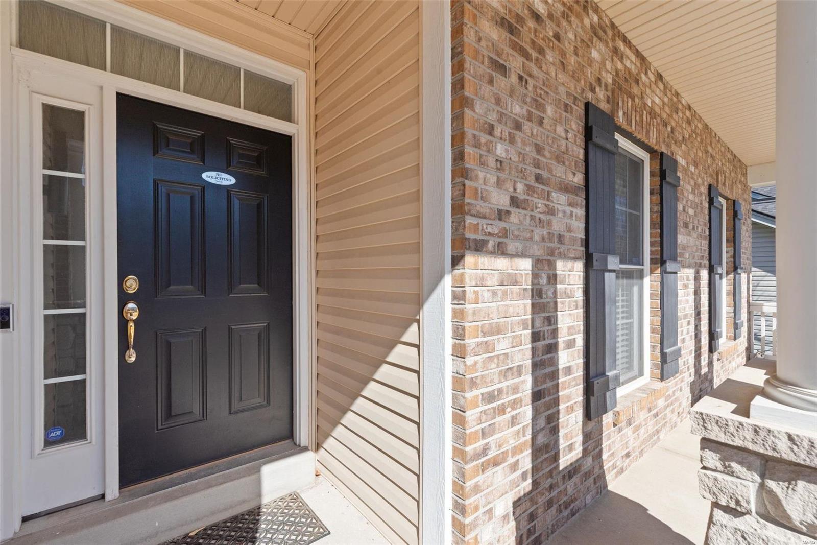 9 Upper Laurel Bluffs Ct