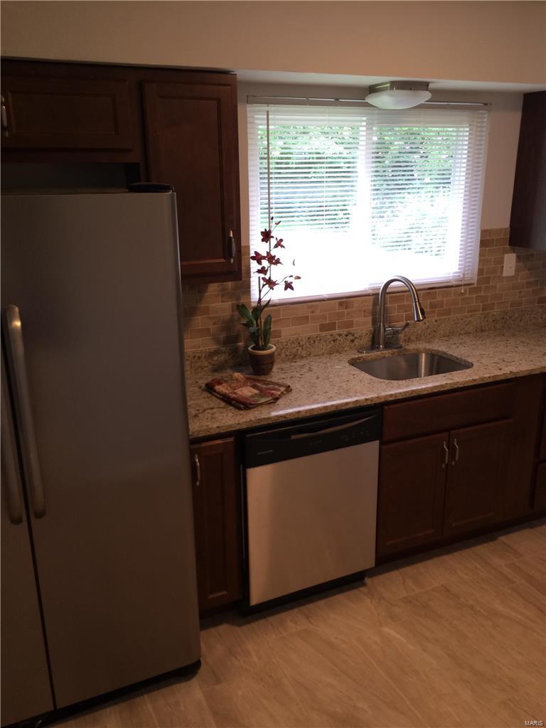 Fairlane 2 - Residential