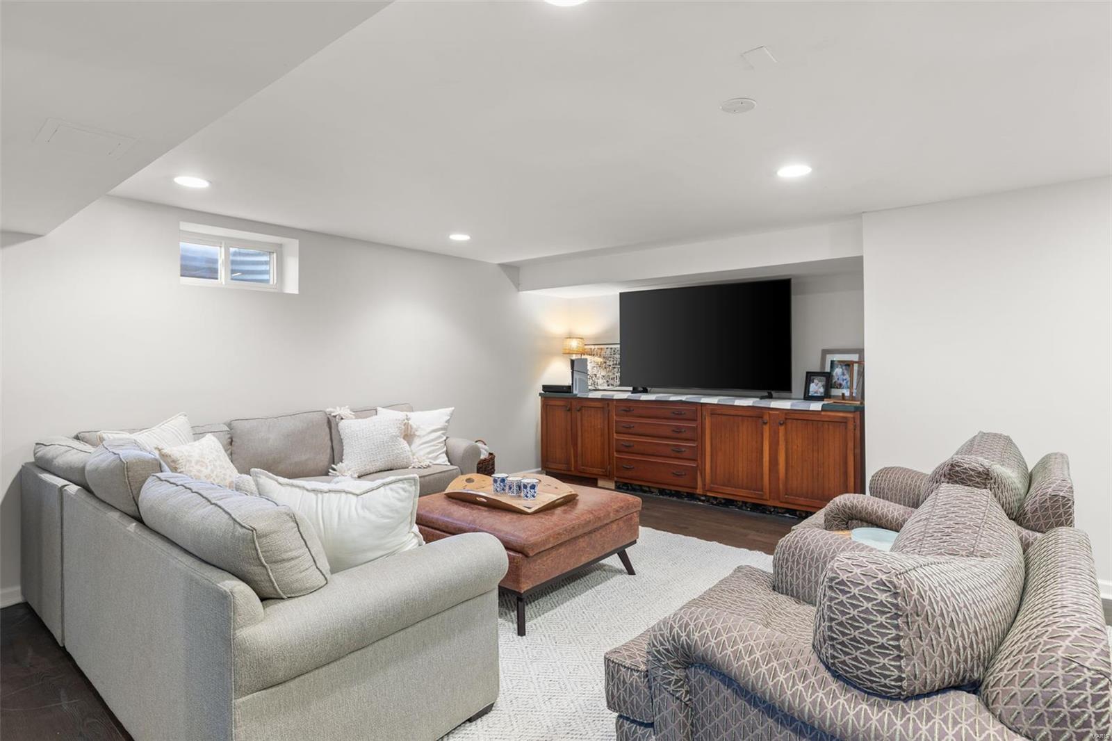 Ladue Pines 4 - Residential