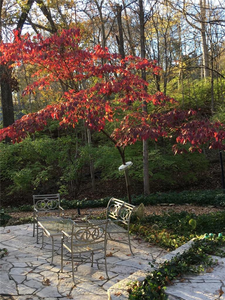 Sugar Creek Manor - Residential