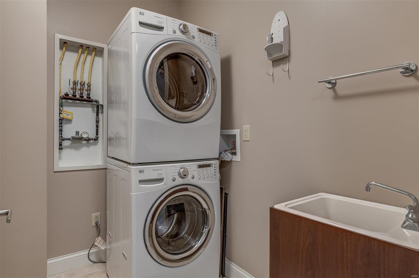 The Crescent in Clayton - Residential