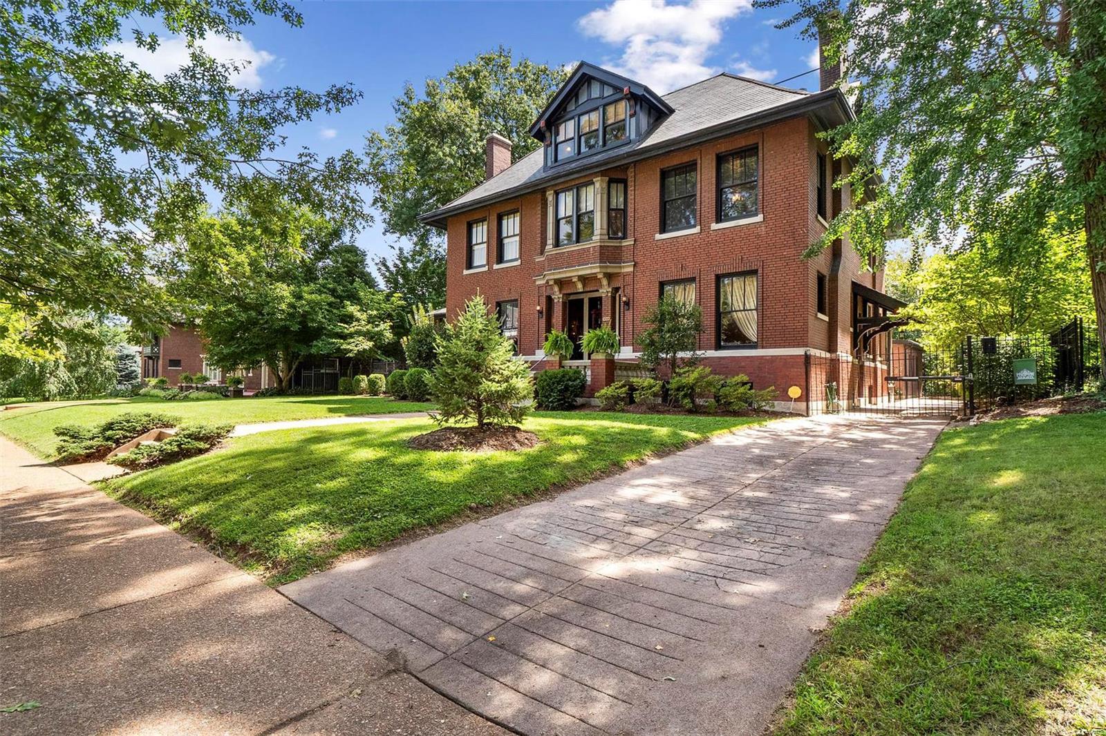 Compton Heights - Residential