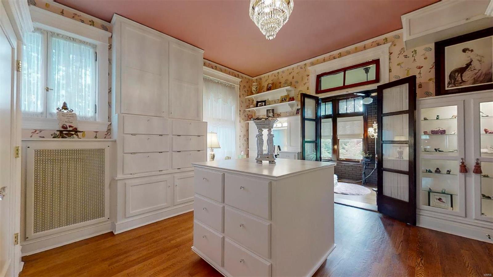 Compton Heights - Residential