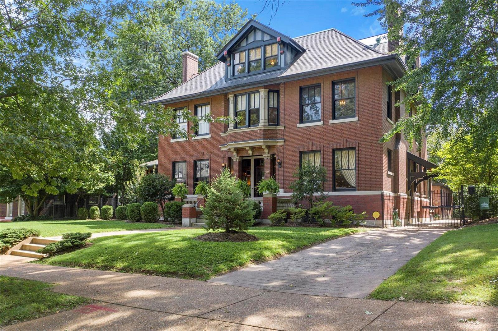 Compton Heights - Residential